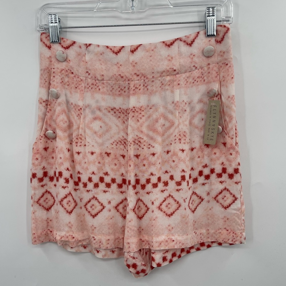 NWT Flynn Skye Shorts Payton Shorts on Rosy Gem in Aztec Print Size Medium